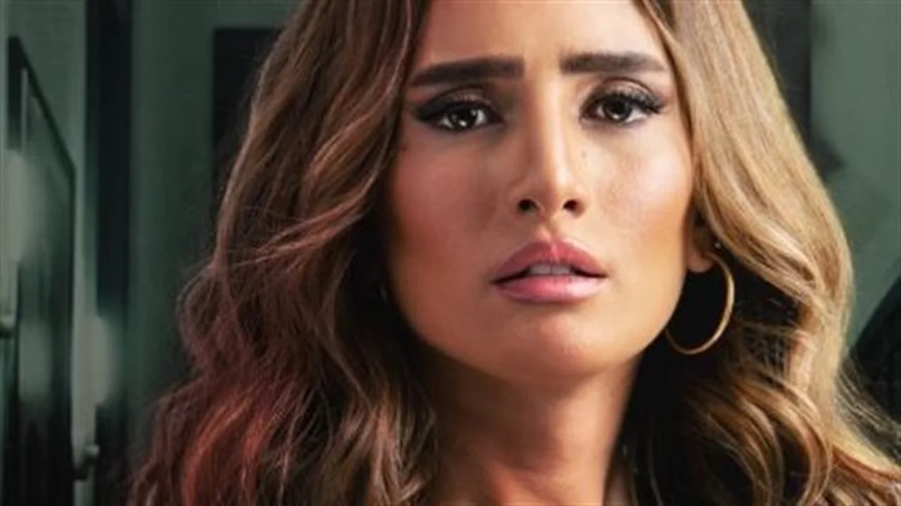 أدوار استثنائية.. قائمة أعمال الفنانة زينة الدرامية والسينمائية من البداية حتى التألق